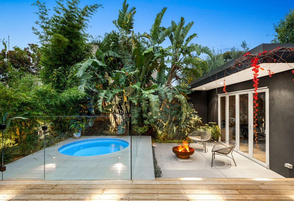 Pool and courtyard with cool grey Anston paving