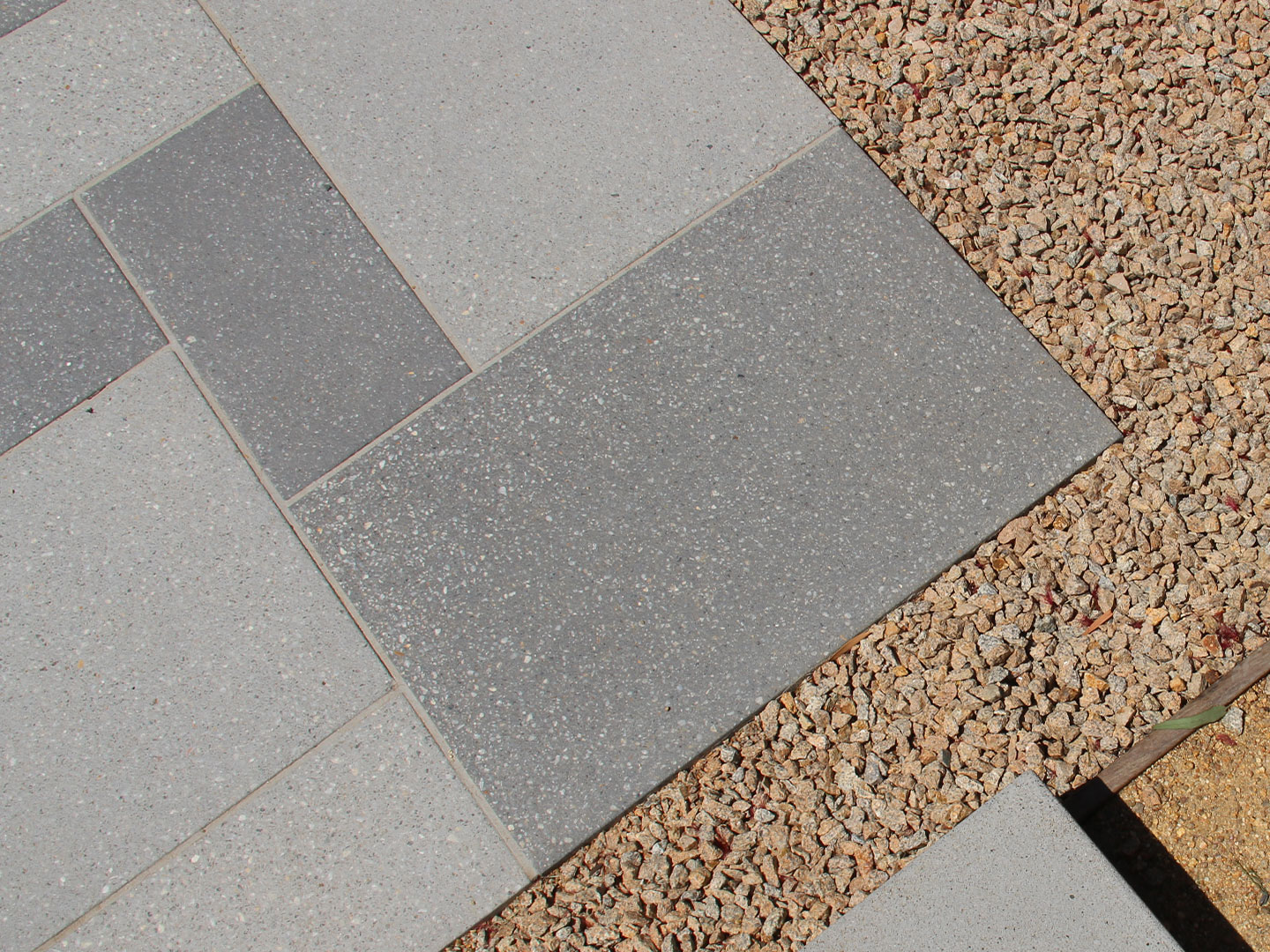 EcoPebble-Alloy-Char